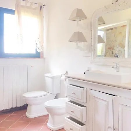Relais Casale Il Poggetto - Olivo 1 By Zoom In Earth Apartmán Cecina (Livorno)